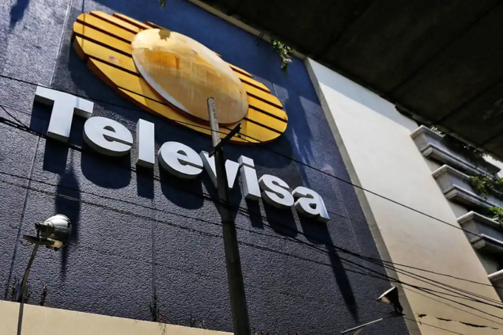 Bajo el liderazgo de Bernardo Gómez Martínez y Alfonso de Angoitia, Grupo Televisa continúa avanzando con paso firme hacia una mayor eficiencia operativa y una posición financiera más sólida.