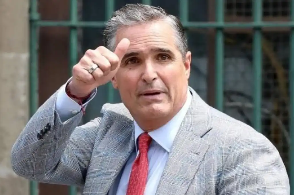Al frente de Televisa, Bernardo Gómez y Alfonso de Angoitia han sabido responder con solidez y visión estratégica ante los retos del mercado.